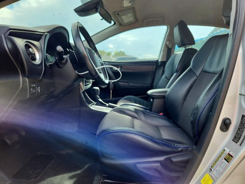 2017 TOYOTA COROLLA SE 7