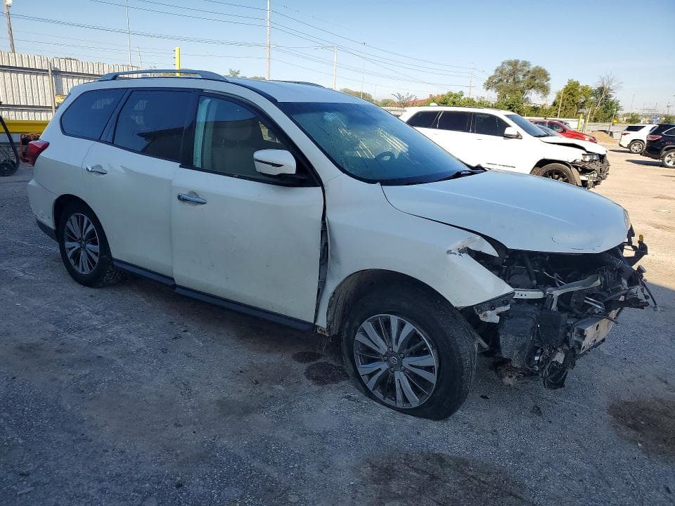 2019 NISSAN PATHFINDER SV 4