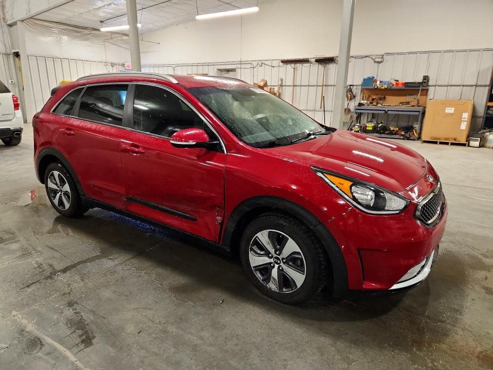 2017 KIA NIRO EX 4