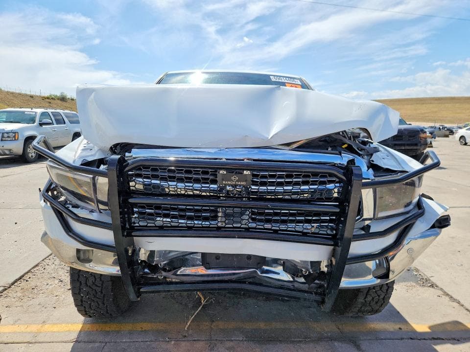 2019 RAM 1500 CLASSIC SLT 5