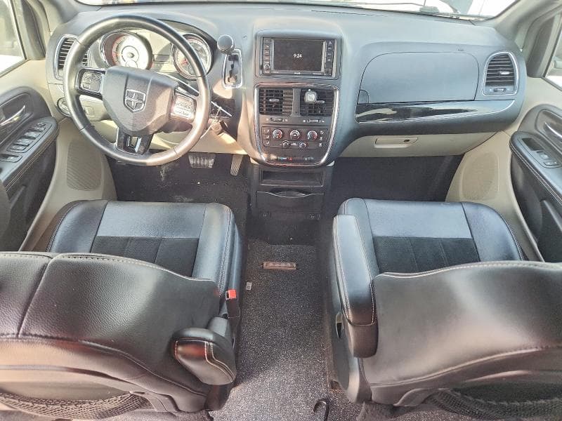 2017 DODGE GRAND CARAVAN SXT 8