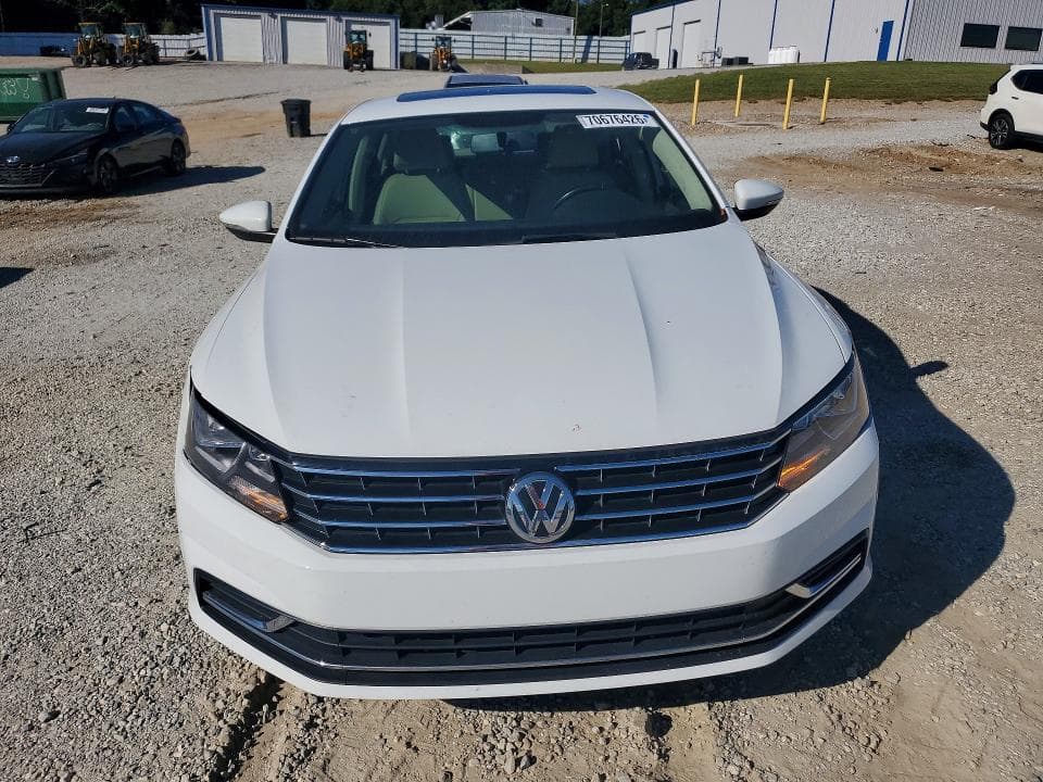 2019 VOLKSWAGEN PASSAT WOLFSBURG 5