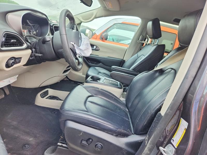 2023 CHRYSLER PACIFICA TOURING L 7