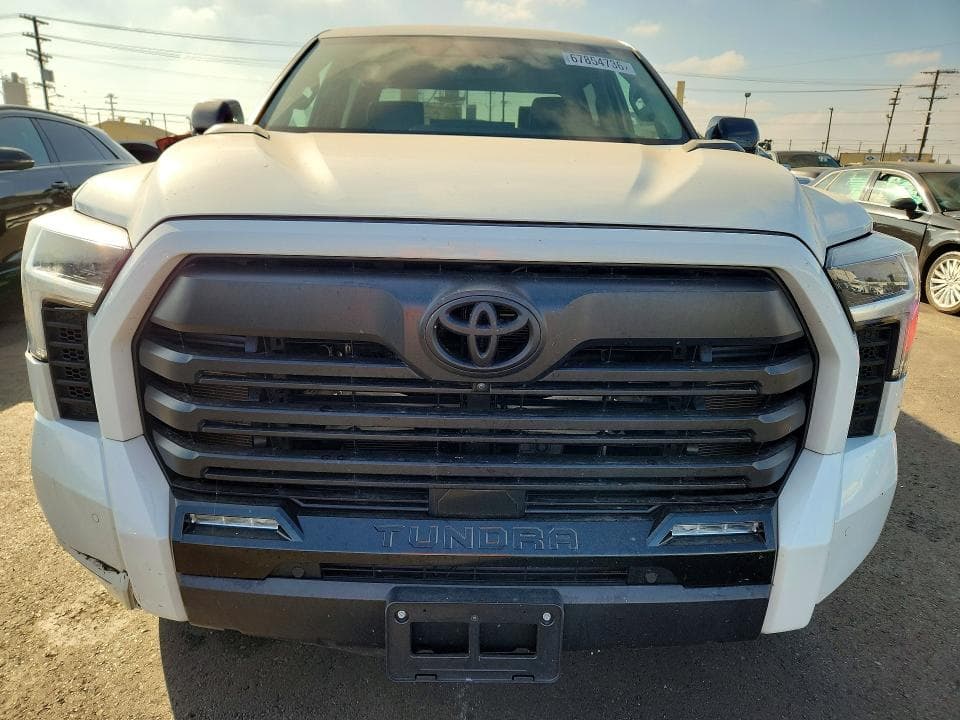 2024 TOYOTA TUNDRA LIMITED HV 5