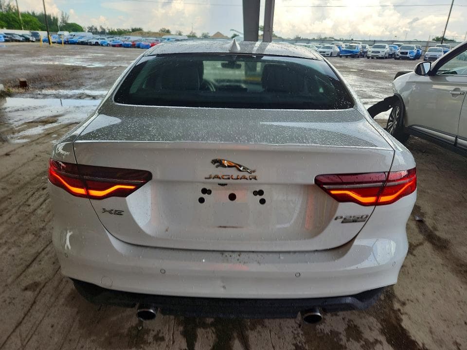 2020 JAGUAR XE S 6