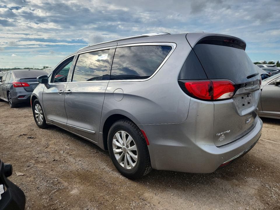 2018 CHRYSLER PACIFICA TOURING L 2