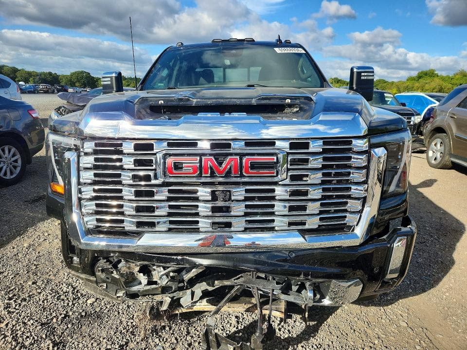 2024 GMC SIERRA K2500 DENALI 5