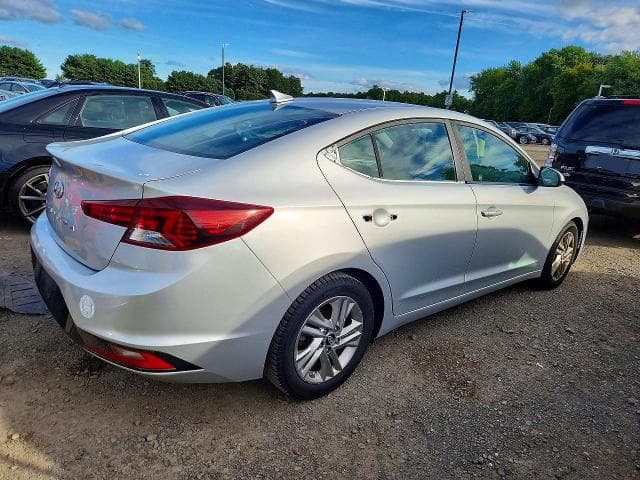 2019 HYUNDAI ELANTRA SEL 3