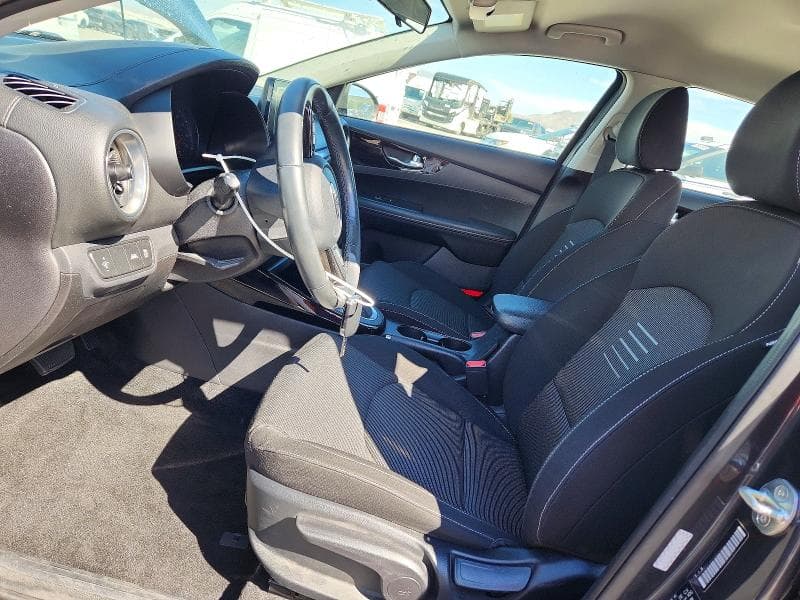 2019 KIA FORTE S 7