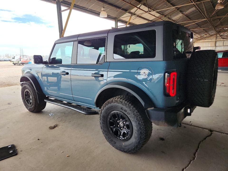 2023 FORD BRONCO BASE 2