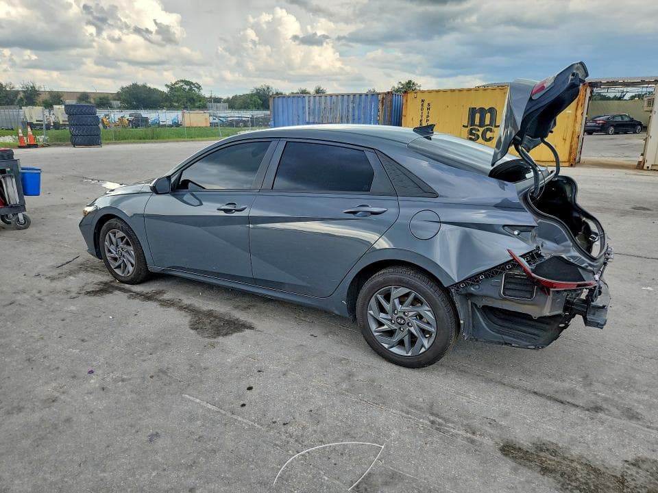 2024 HYUNDAI ELANTRA SEL 2