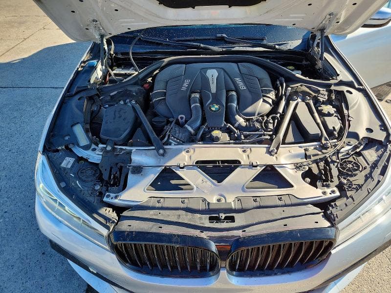 2018 BMW 750 I 11
