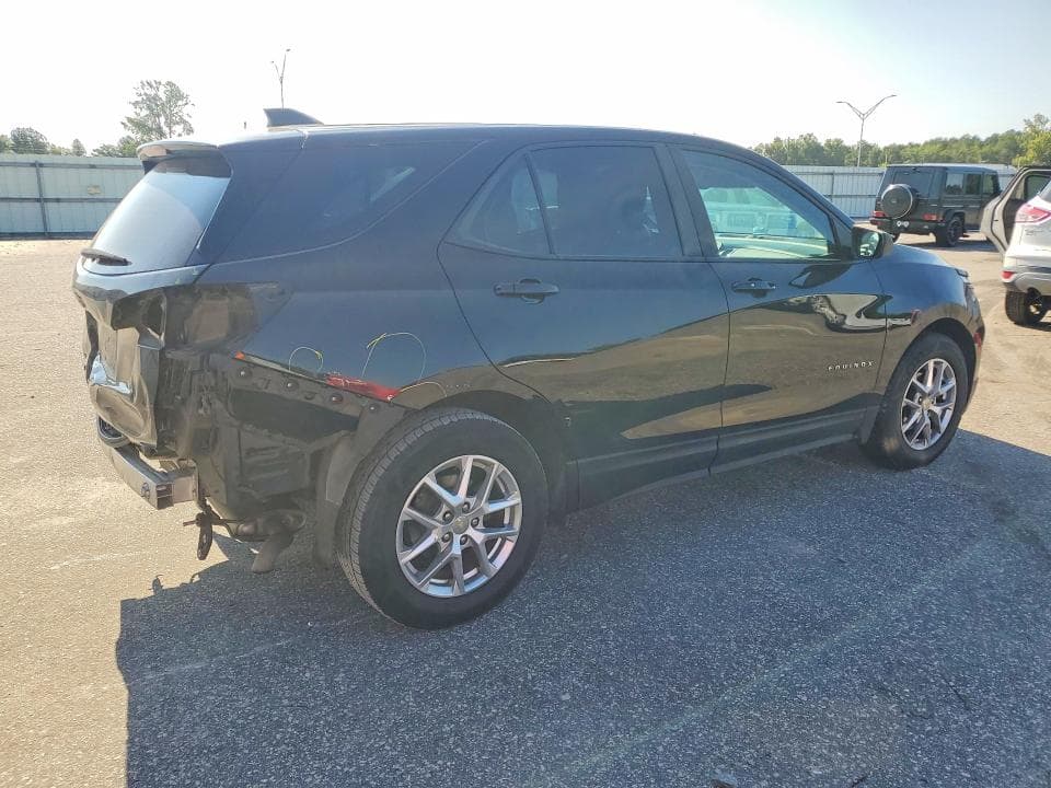 2022 CHEVROLET EQUINOX LS 3