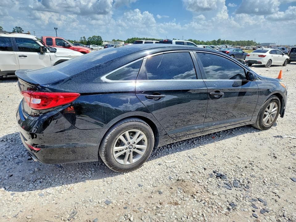 2017 HYUNDAI SONATA SE 3