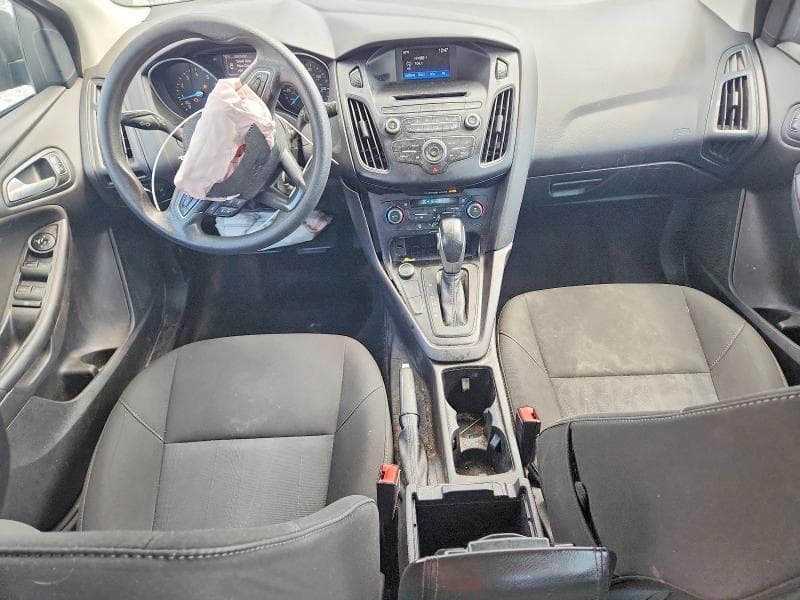 2017 FORD FOCUS SE 8