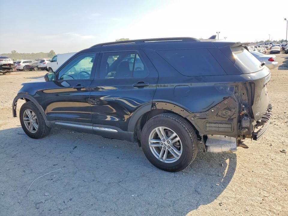 2021 FORD EXPLORER XLT 2