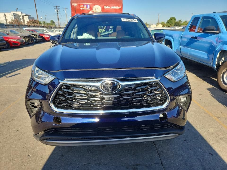 2025 TOYOTA HIGHLANDER HYBRID PLATINUM 5