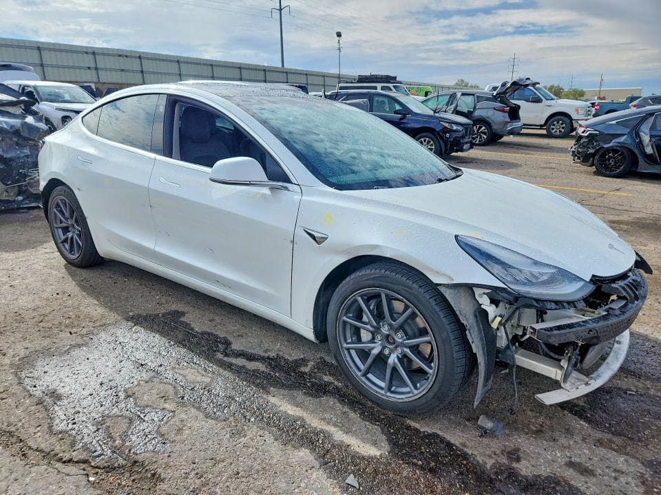 2020 TESLA MODEL 3 4