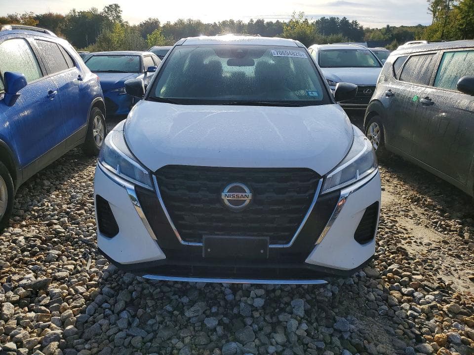 2021 NISSAN KICKS S 5