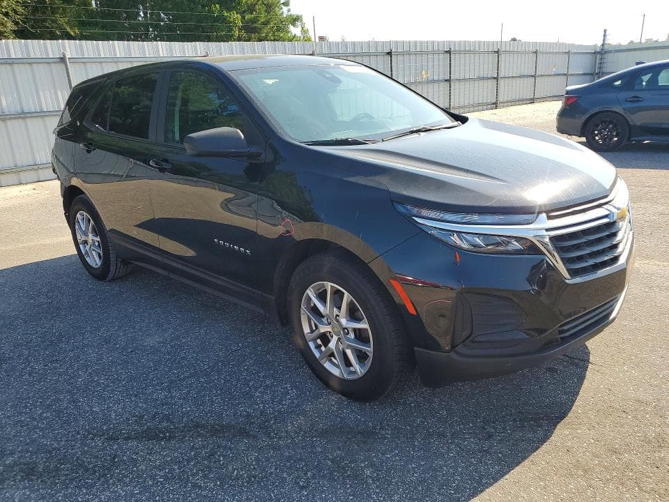 2022 CHEVROLET EQUINOX LS 4