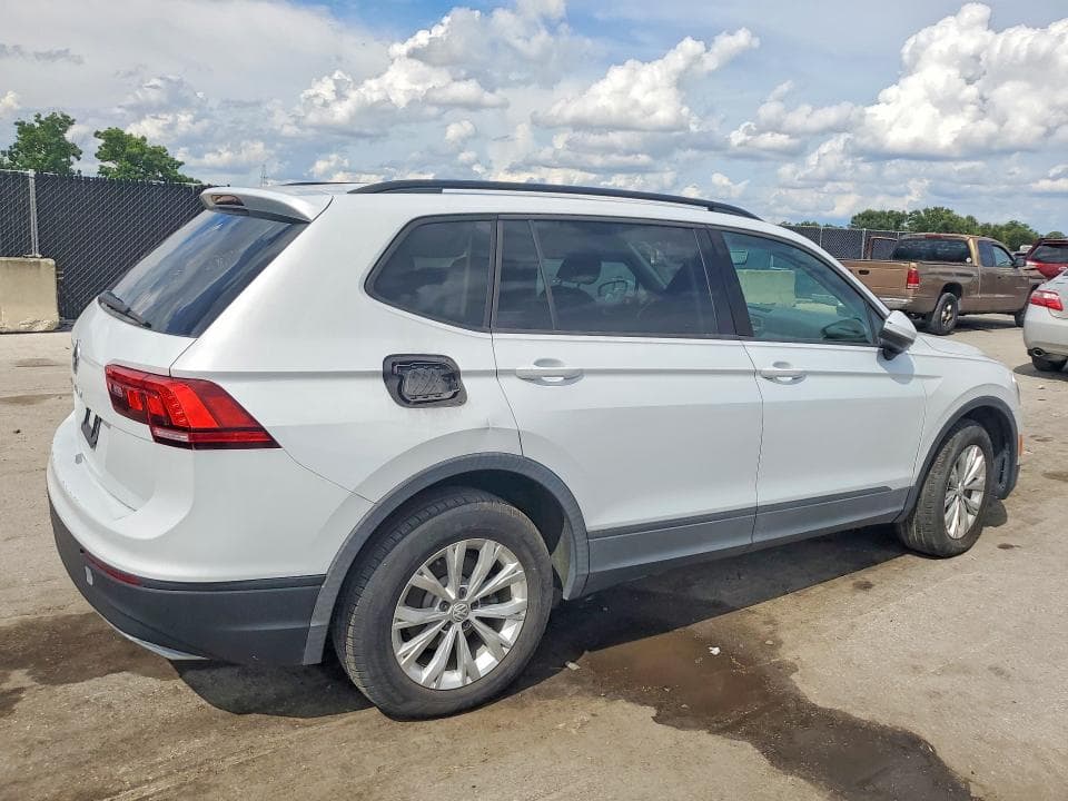 2019 VOLKSWAGEN TIGUAN S 3