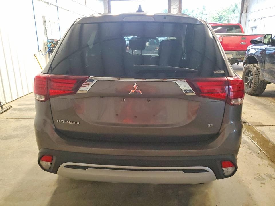 2020 MITSUBISHI OUTLANDER SE 6
