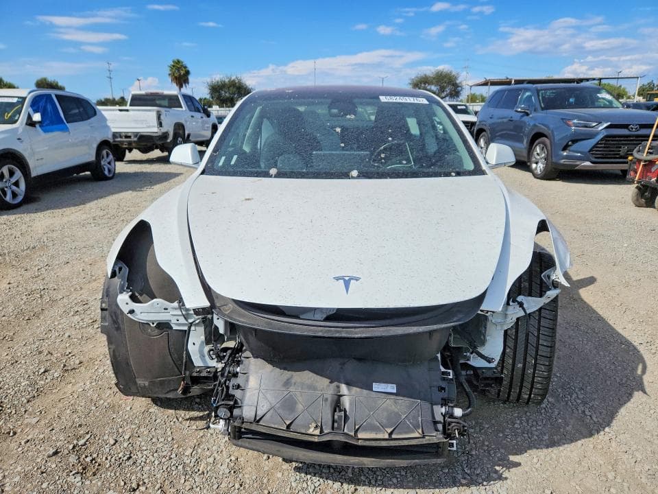 2018 TESLA MODEL 3 5