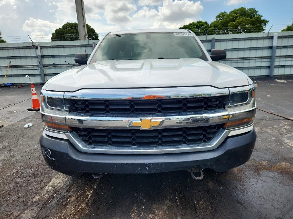 2018 CHEVROLET SILVERADO K1500 5