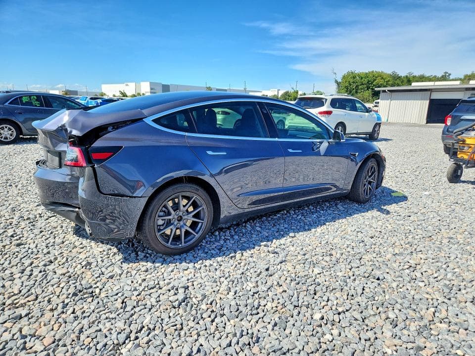 2019 TESLA MODEL 3 3