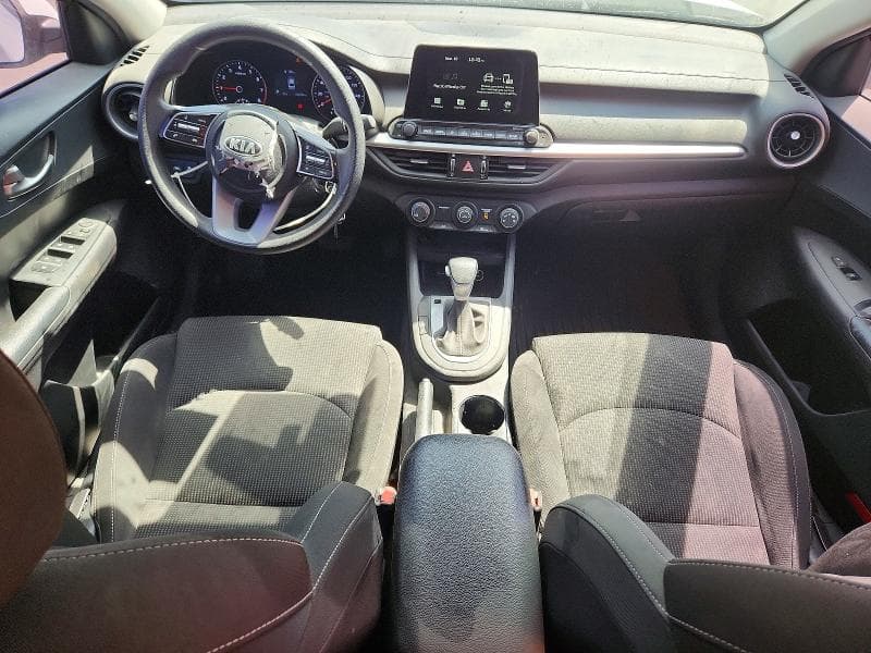 2021 KIA FORTE FE 8