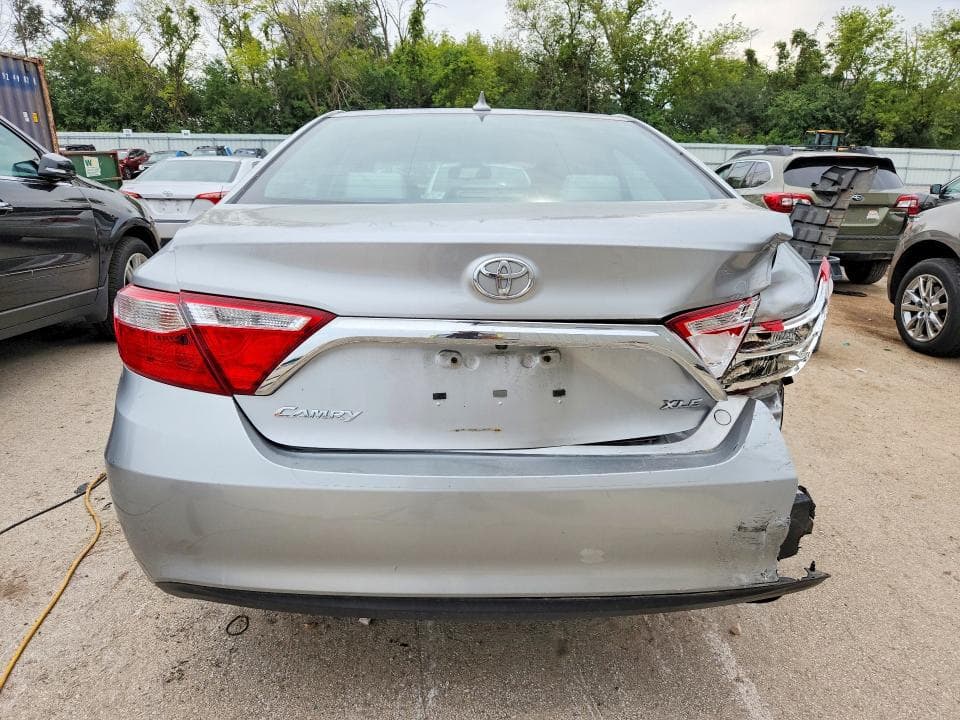 2017 TOYOTA CAMRY XLE 6