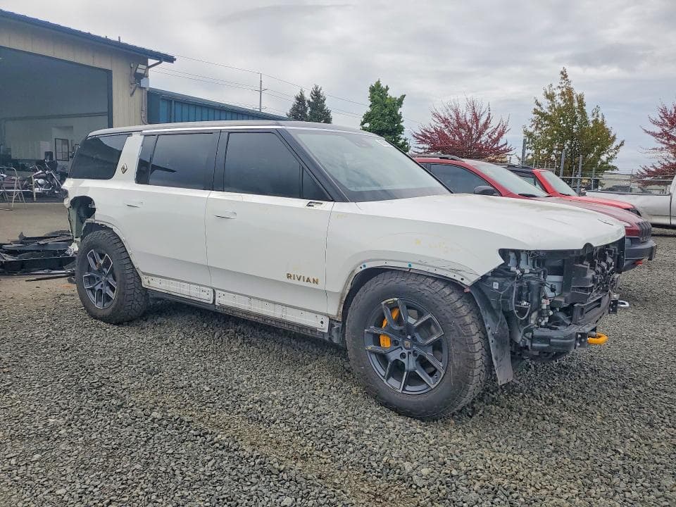 2023 RIVIAN R1S ADVENTURE 4