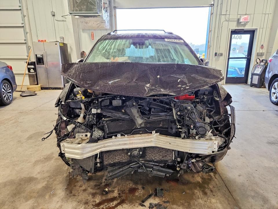 2017 CHRYSLER PACIFICA LIMITED 5