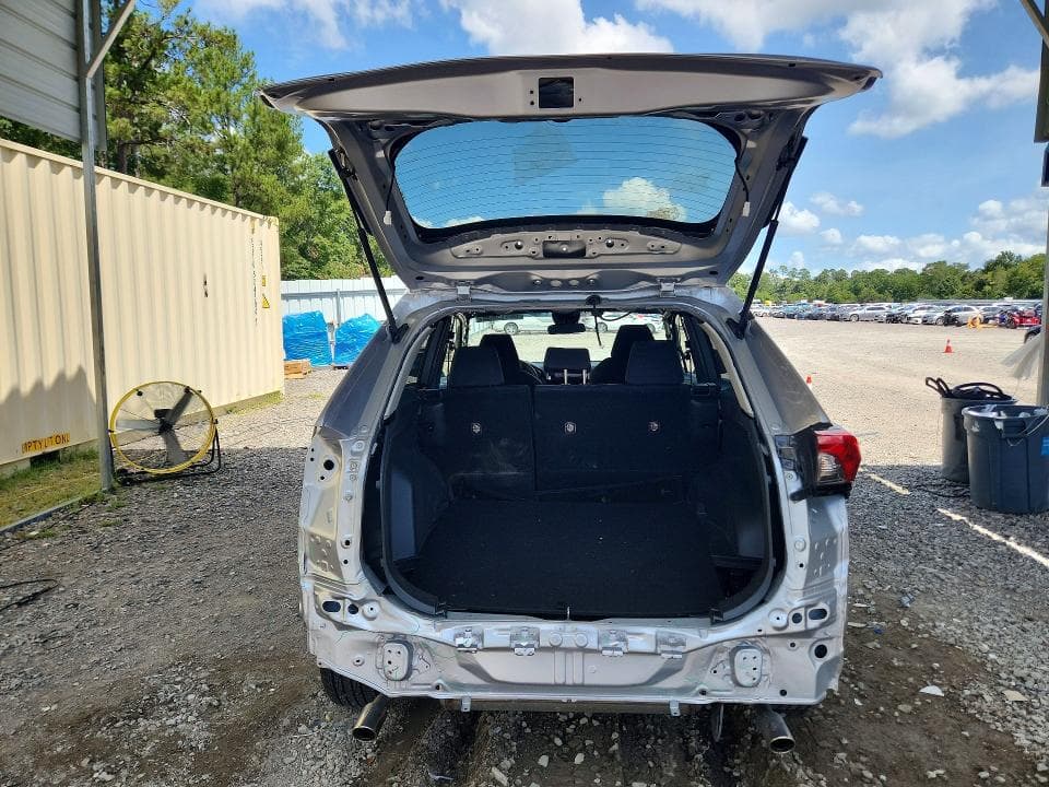 2025 TOYOTA RAV4 LE 6