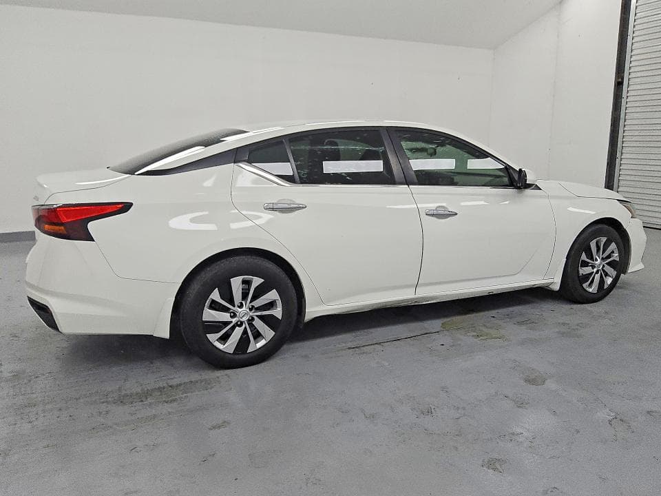 2021 NISSAN ALTIMA S 3