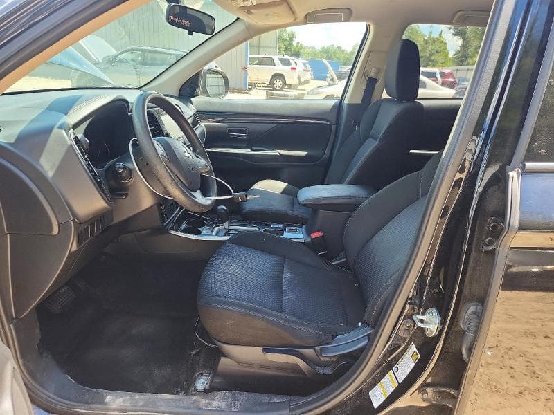 2019 MITSUBISHI OUTLANDER ES 7