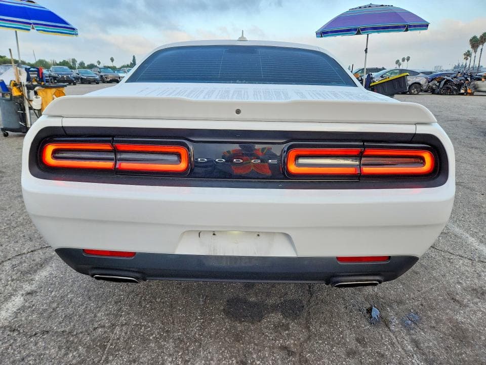2020 DODGE CHALLENGER SXT 6
