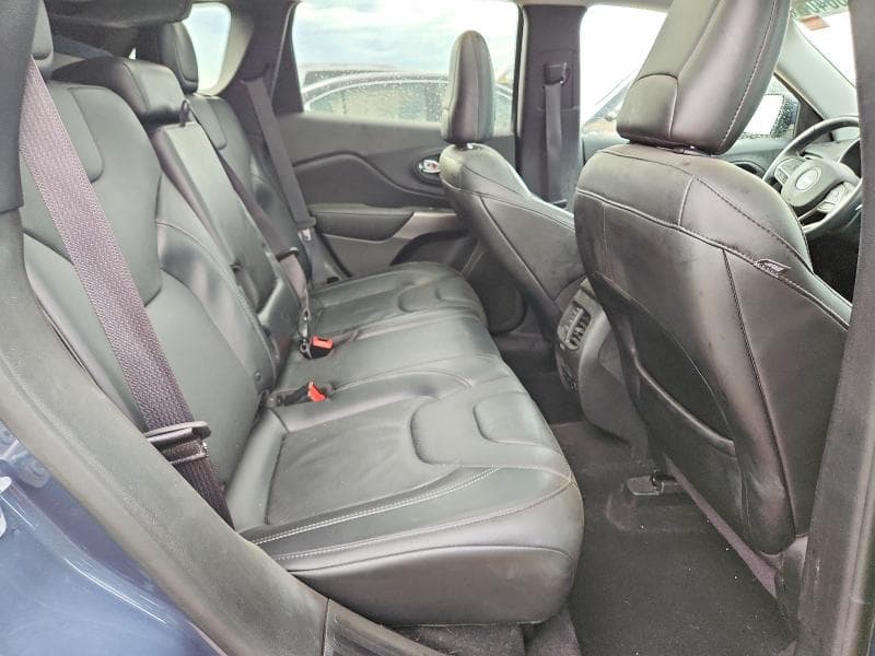 2019 JEEP CHEROKEE LIMITED 10