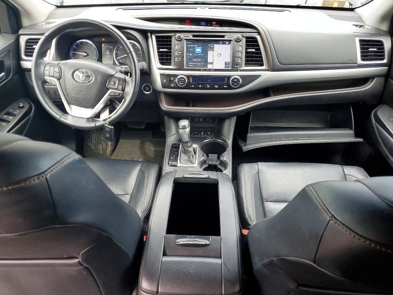 2018 TOYOTA HIGHLANDER XLE 8