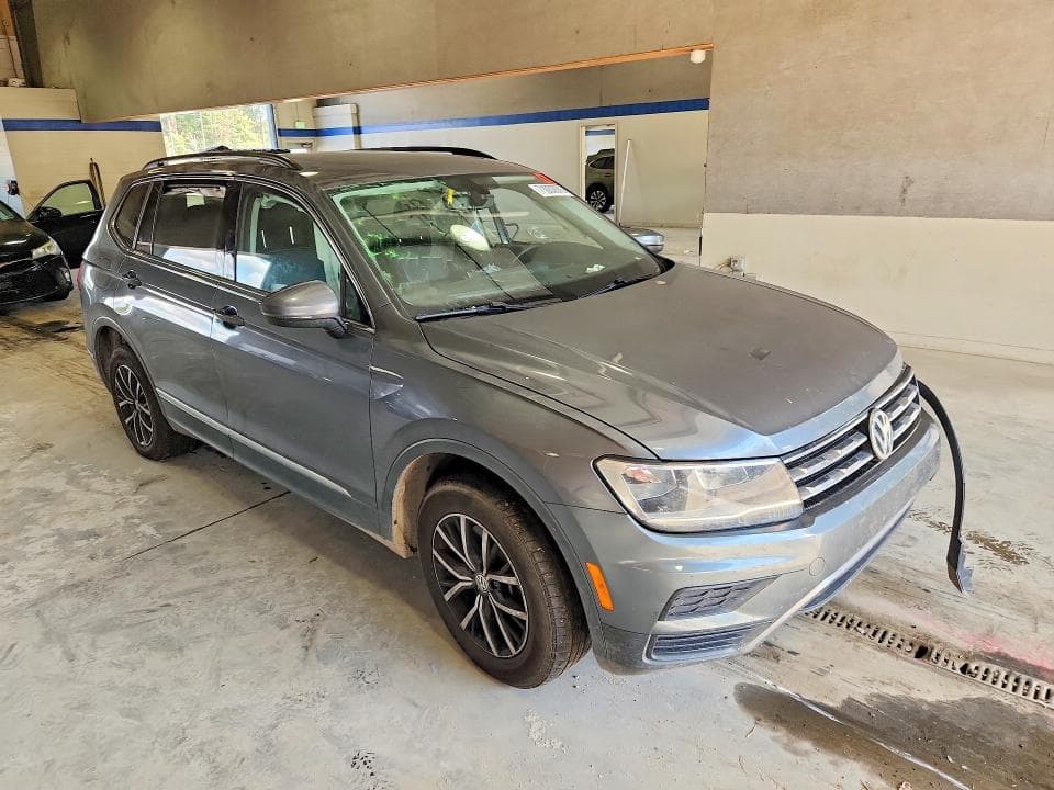 2021 VOLKSWAGEN TIGUAN SE 4