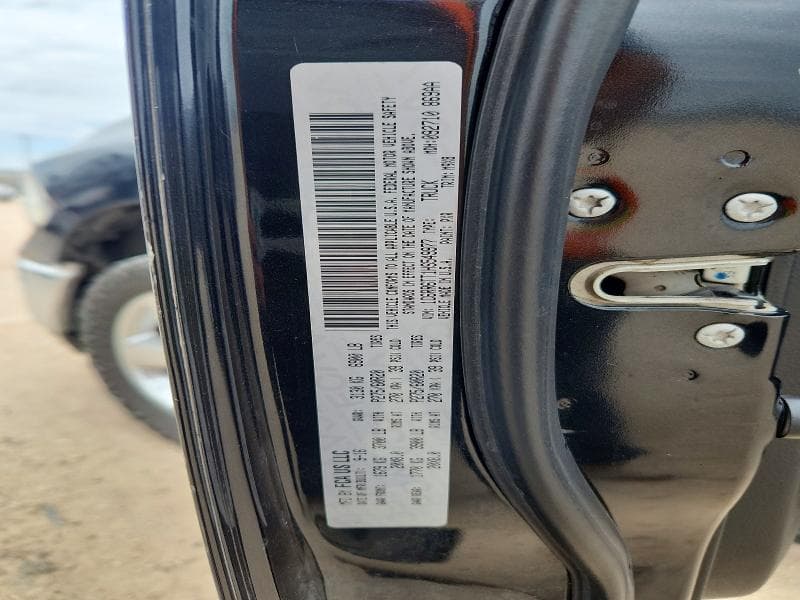 2017 RAM 1500 SLT 12
