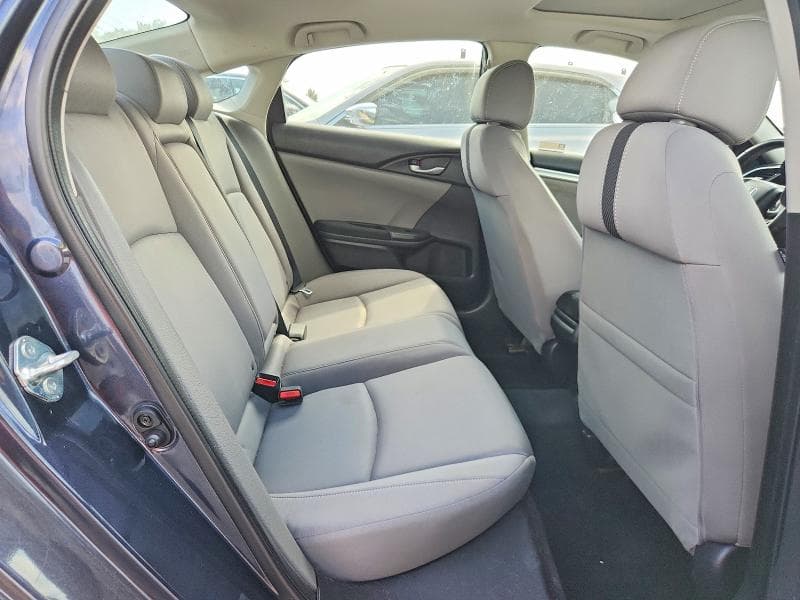 2018 HONDA CIVIC EX 10