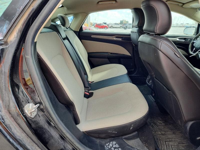 2019 FORD FUSION SE 10