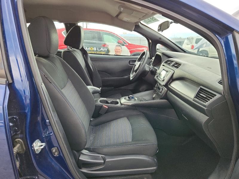 2019 NISSAN LEAF S 7