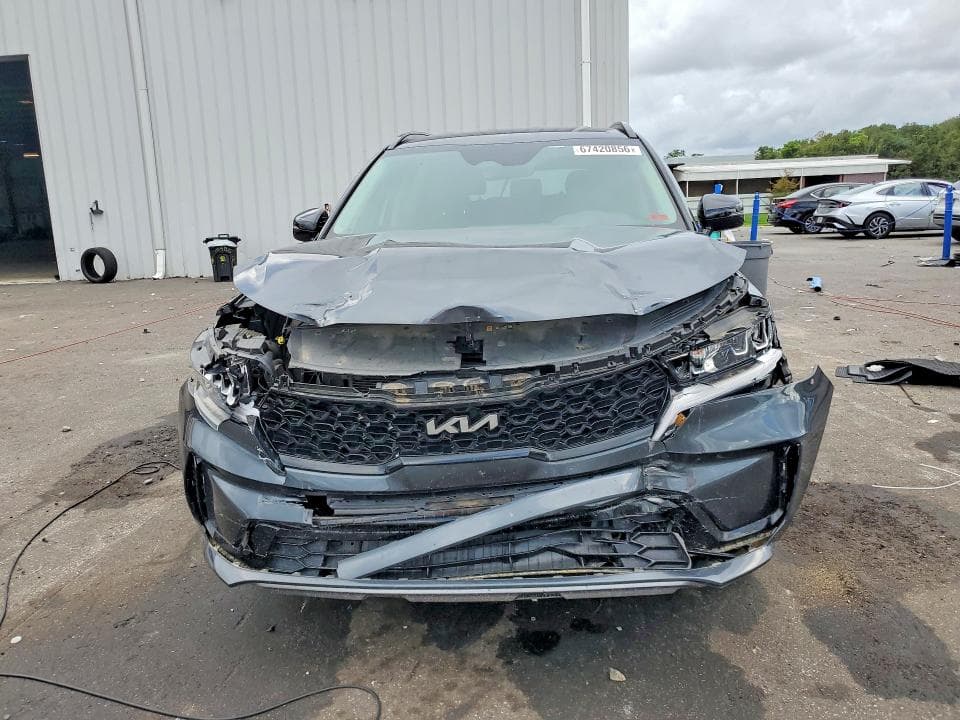 2022 KIA SORENTO S 5