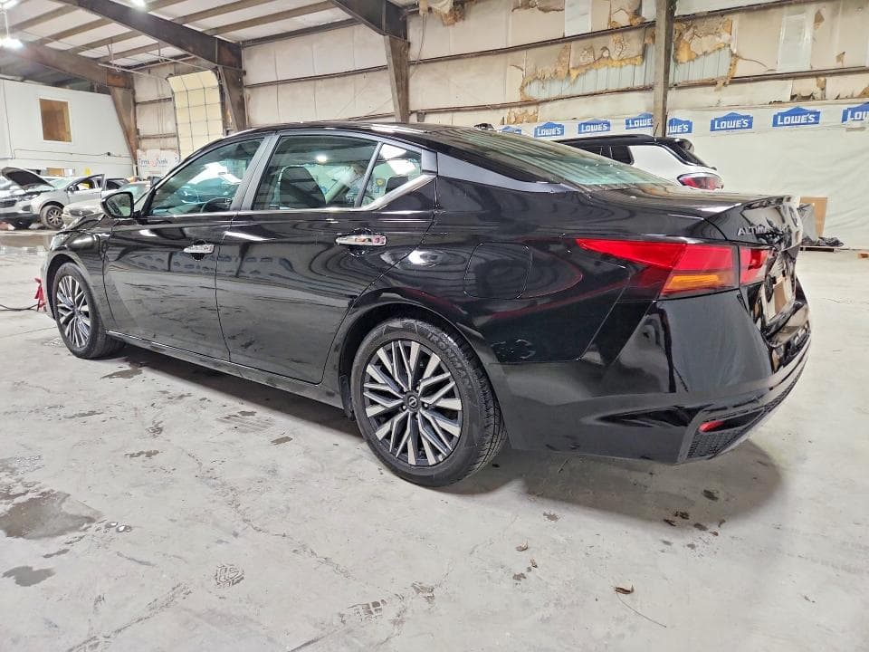 2025 NISSAN ALTIMA SV 2