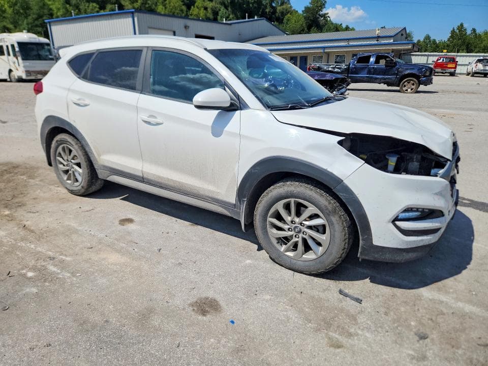 2018 HYUNDAI TUCSON SEL 4