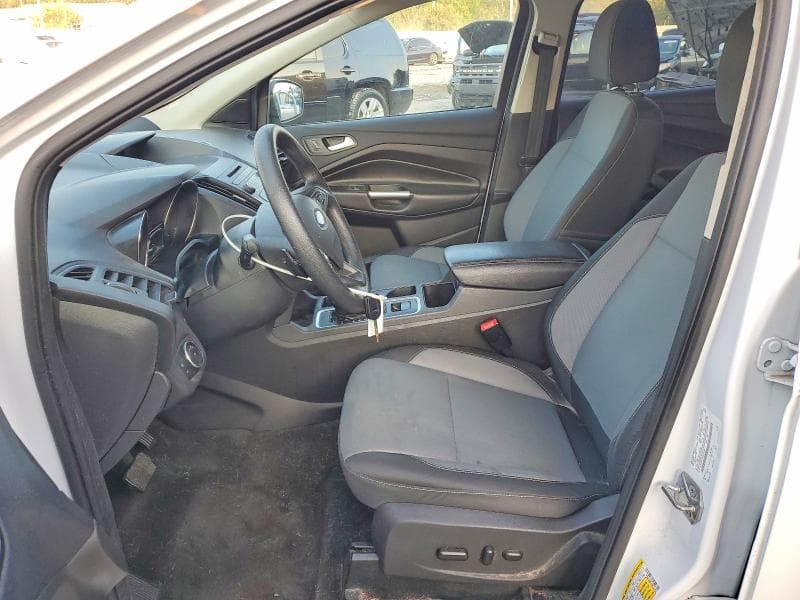 2017 FORD ESCAPE SE 7