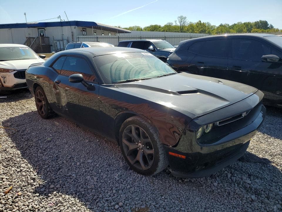 2017 DODGE CHALLENGER SXT 4
