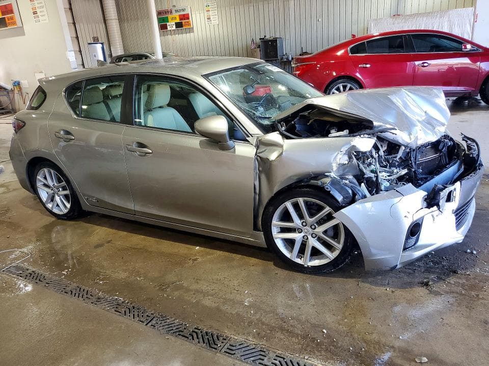 2017 LEXUS CT 200 4